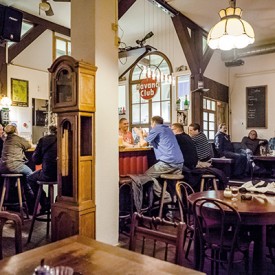 Bistro Bistro